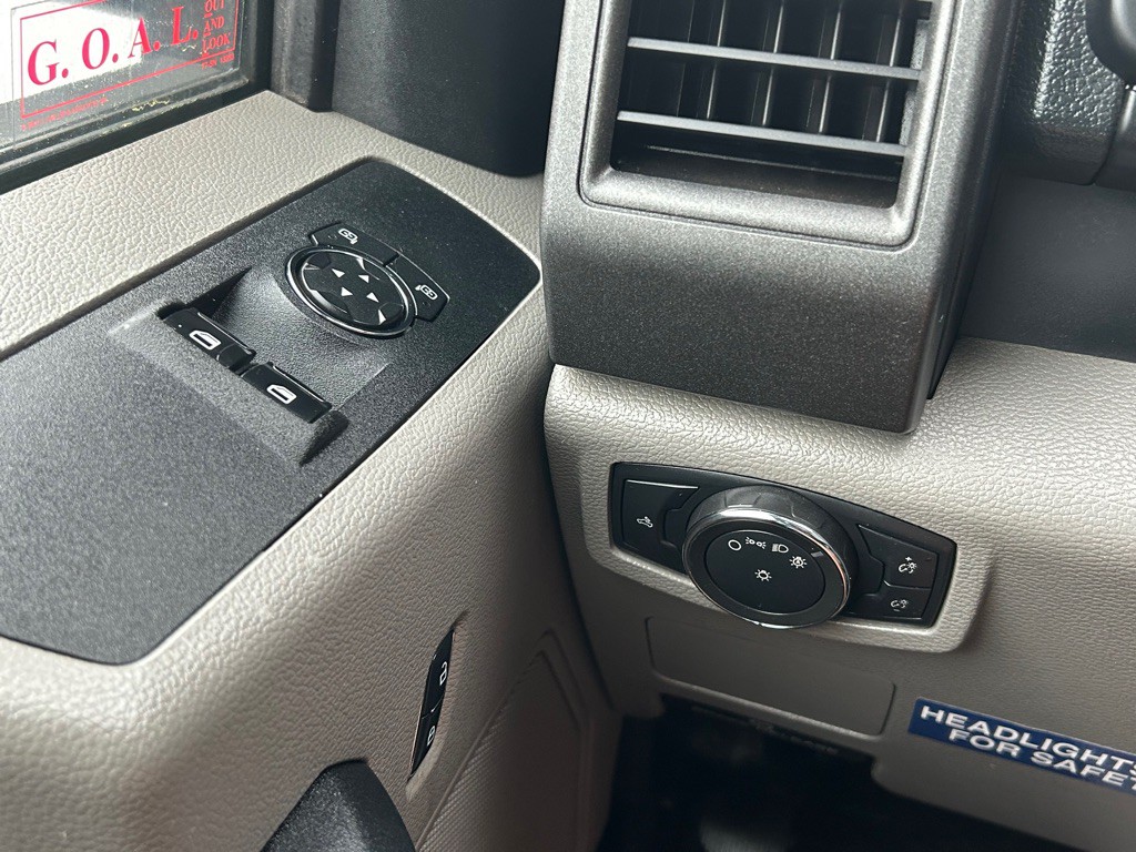 2017 Ford F-250 Image 26