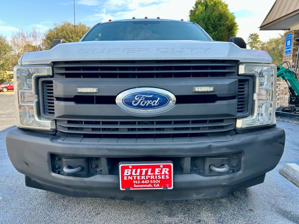 2018 Ford F-350 Image 9