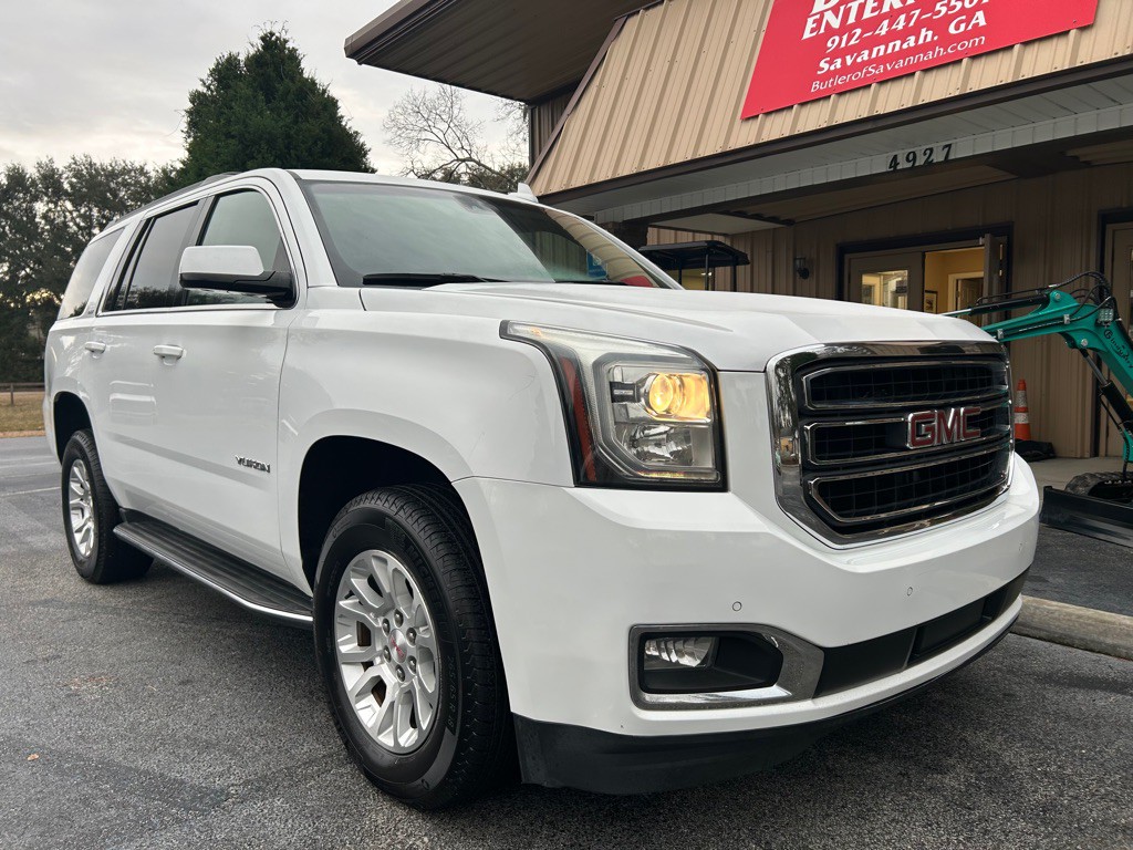 2017 GMC Yukon Image 2