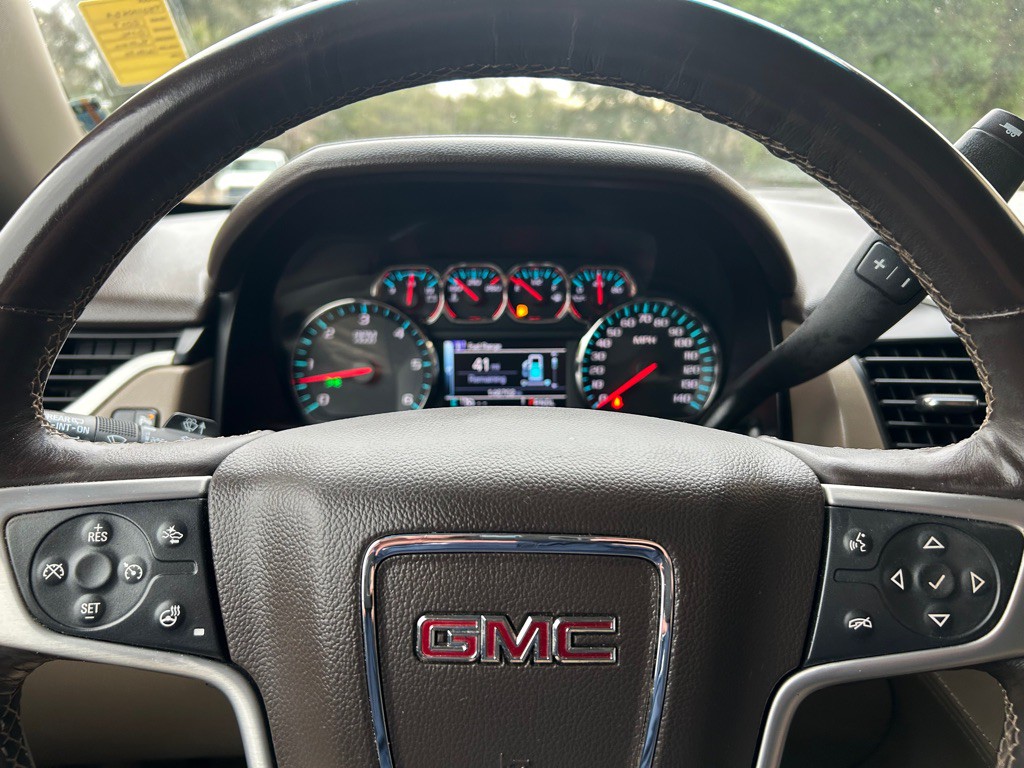 2017 GMC Yukon Image 22