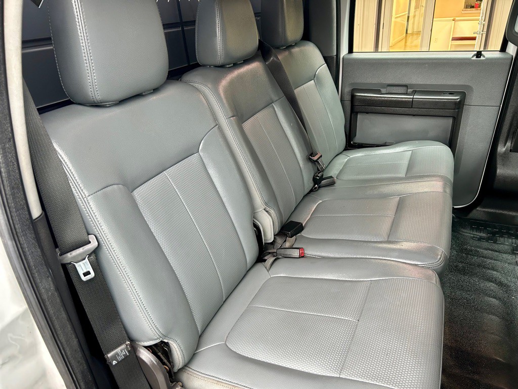 2015 Ford F-350 Image 17