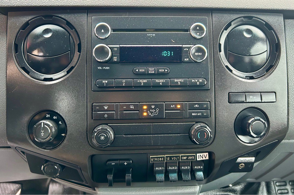 2015 Ford F-350 Image 23