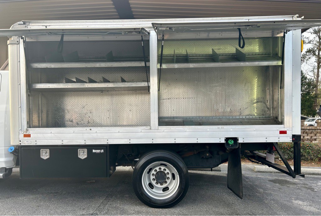 2016 RAM 5500 Image 19