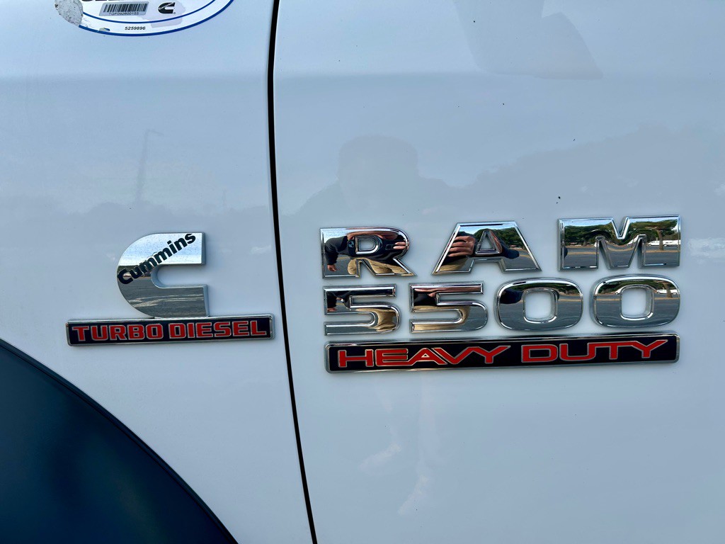 2016 RAM 5500 Image 30