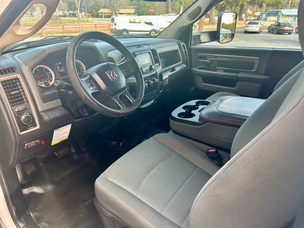 2016 RAM 5500 Image 33