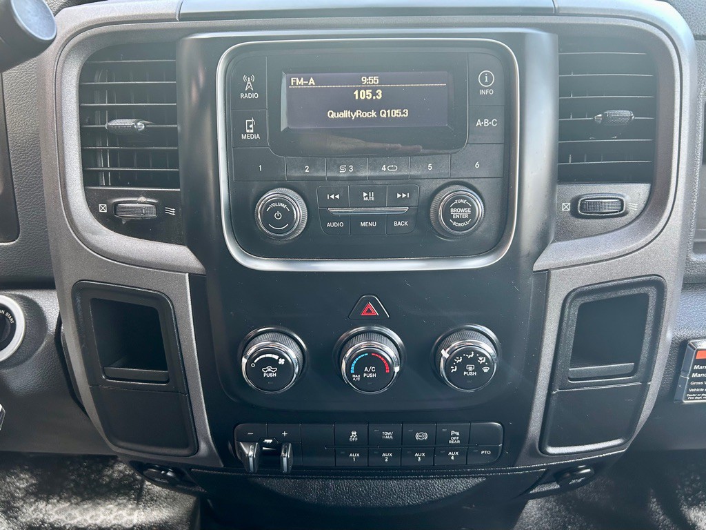 2016 RAM 5500 Image 42