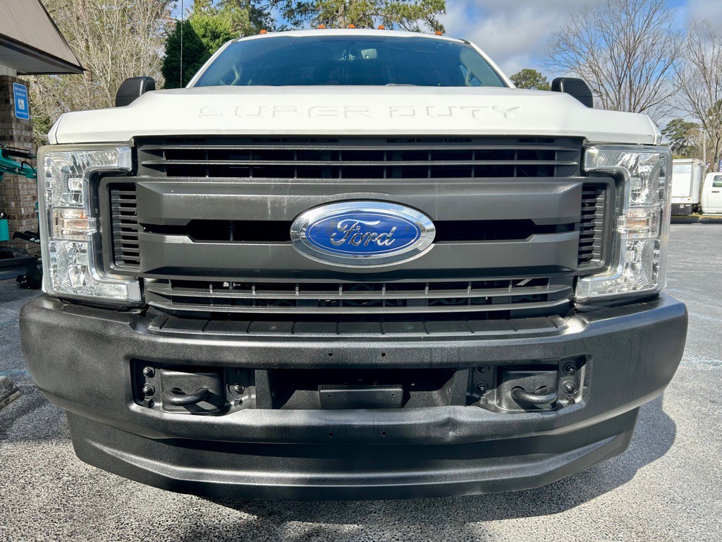 2018 Ford F-350 Image 9