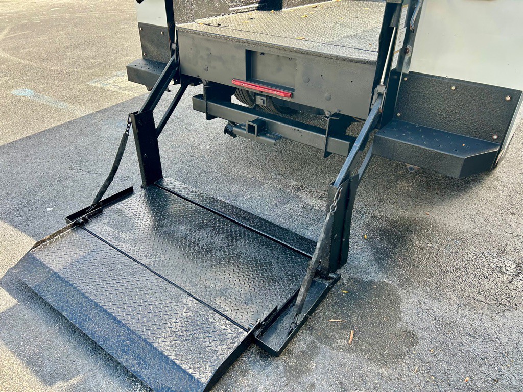 2018 Ford F-350 Image 15