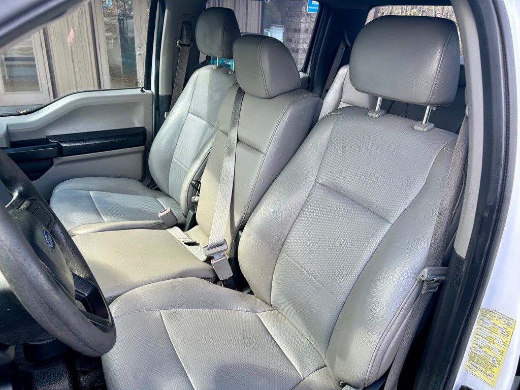 2018 Ford F-350 Image 21