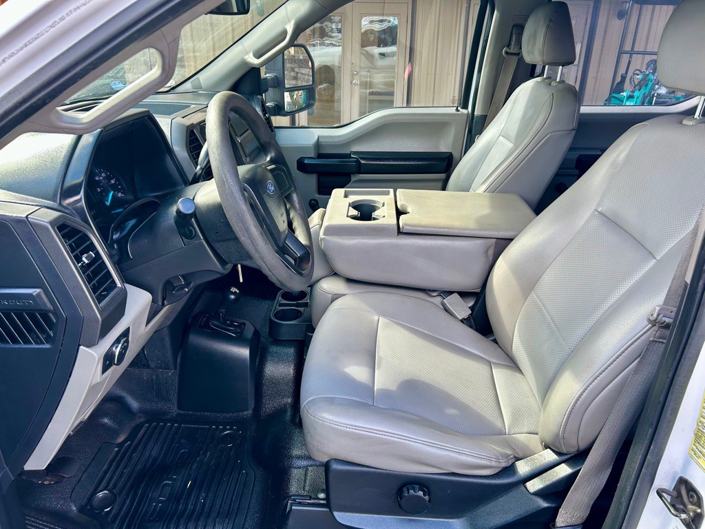 2018 Ford F-350 Image 22