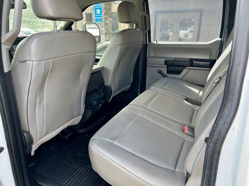 2018 Ford F-350 Image 24