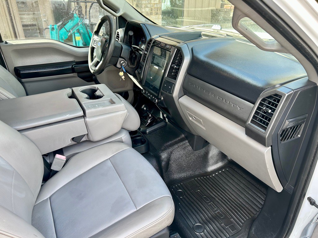 2018 Ford F-350 Image 28