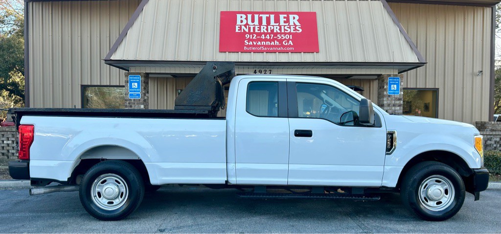2017 Ford F-250 Image 1