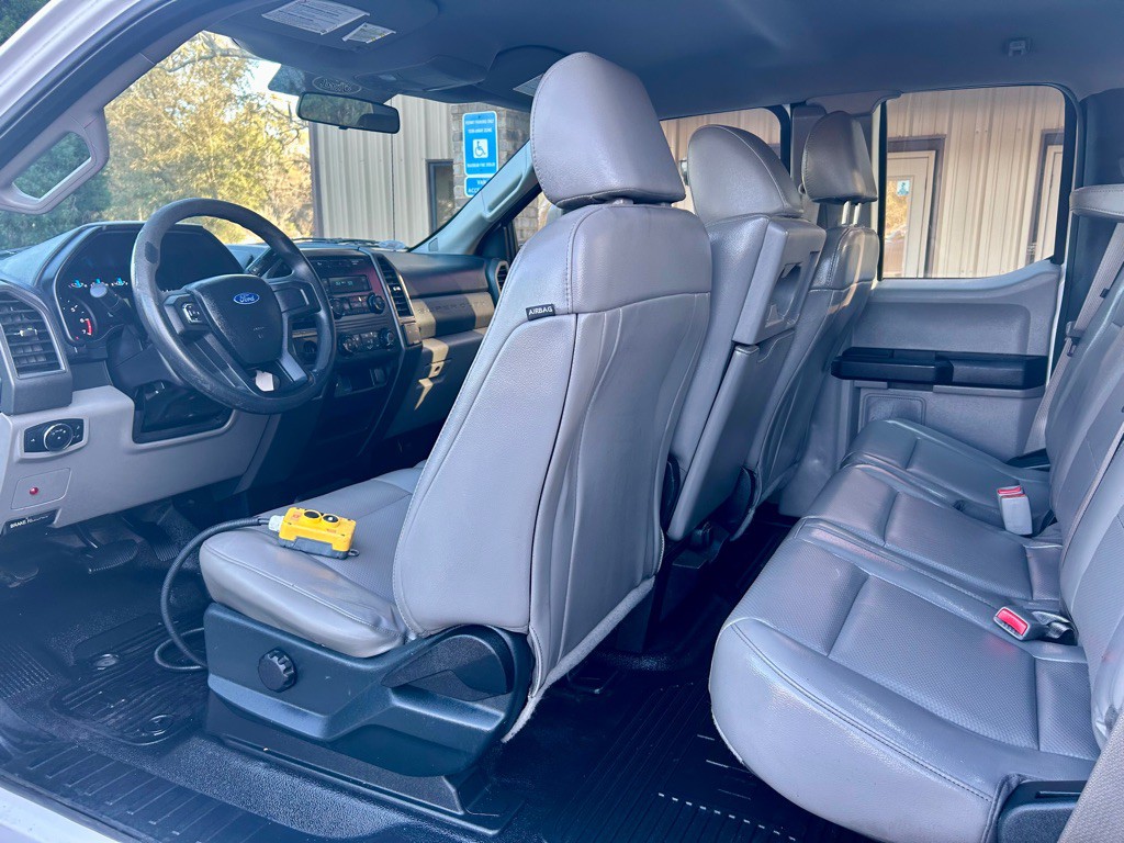 2017 Ford F-250 Image 20