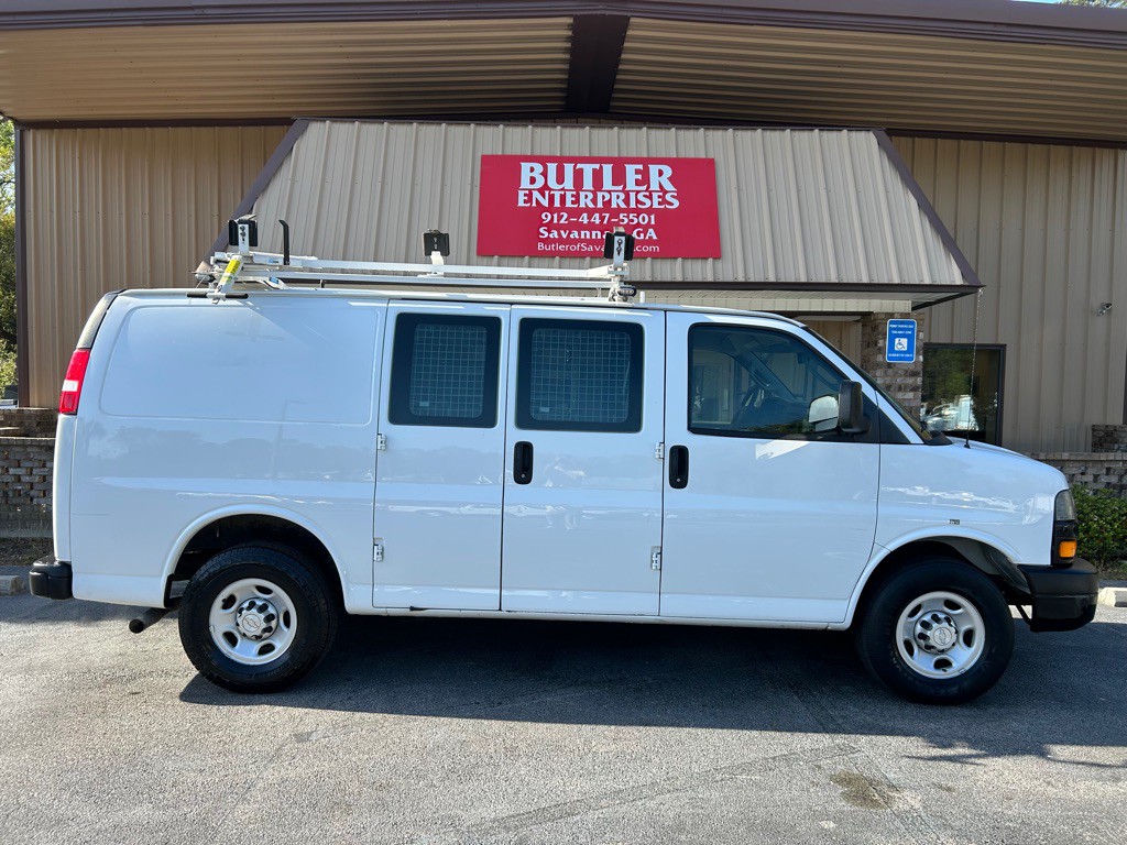 2018 Chevrolet Express Image 4