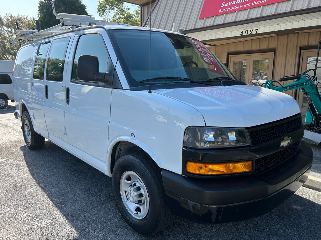 2018 Chevrolet Express Image 5