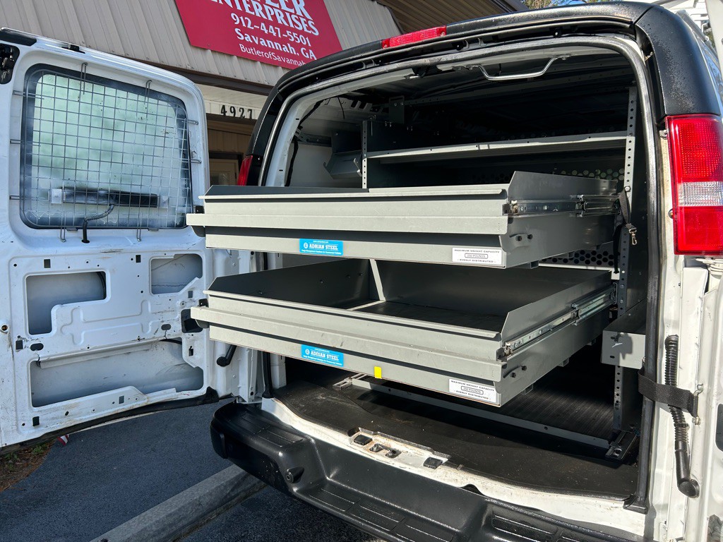 2018 Chevrolet Express Image 14