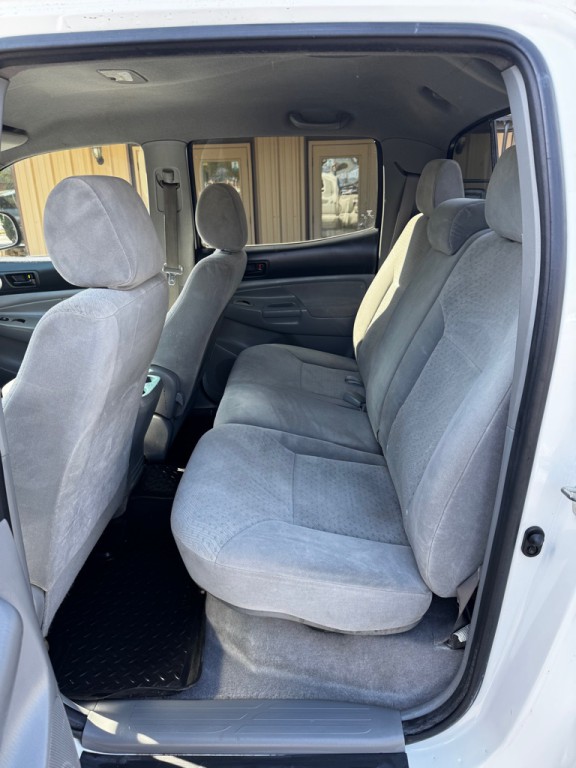 2006 Toyota Tacoma Image 10