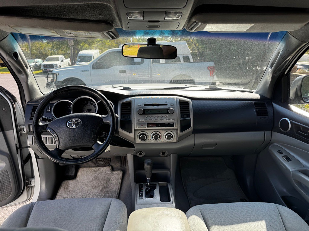 2006 Toyota Tacoma Image 13