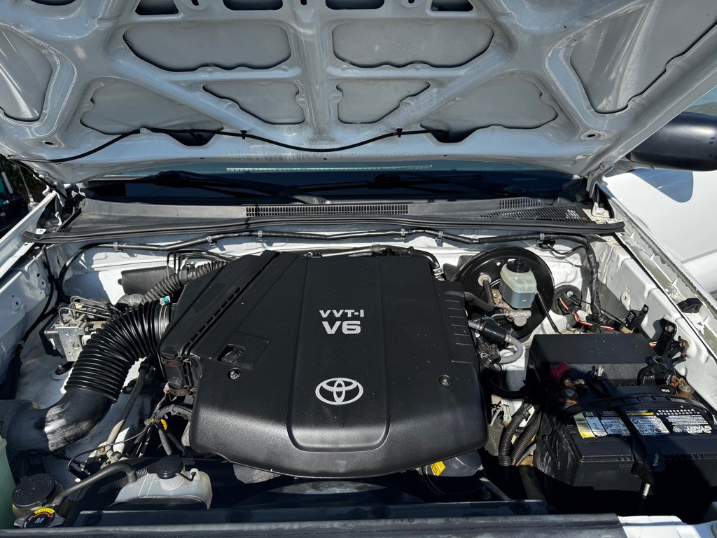2006 Toyota Tacoma Image 16