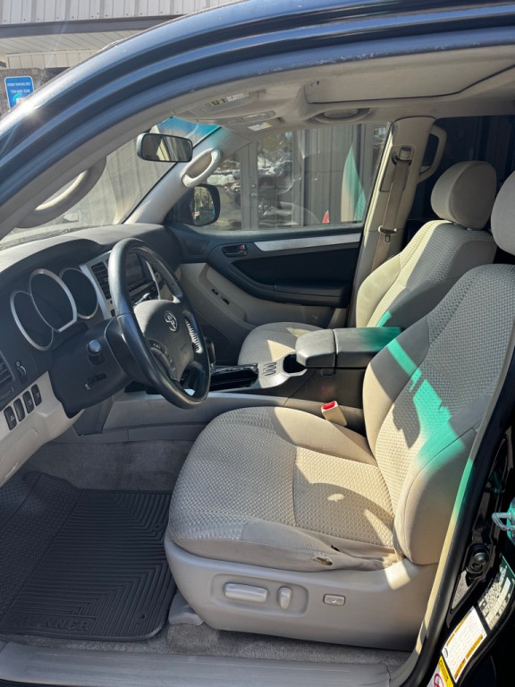 2006 Toyota 4Runner Image 9