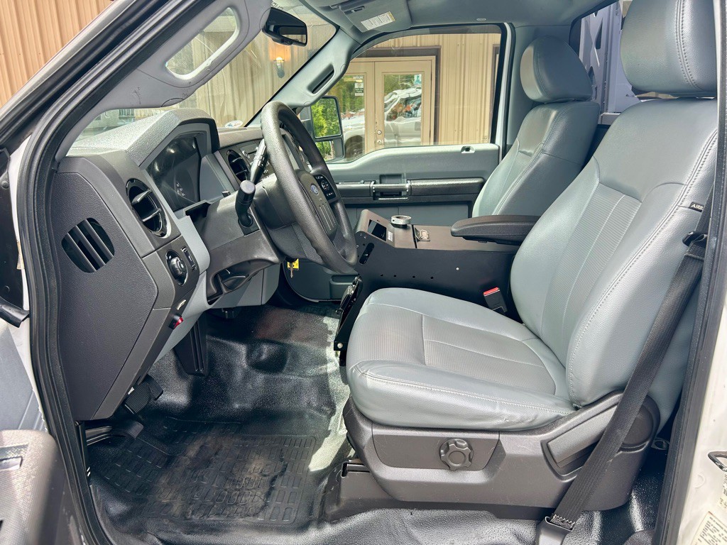 2016 Ford F-350 Image 16
