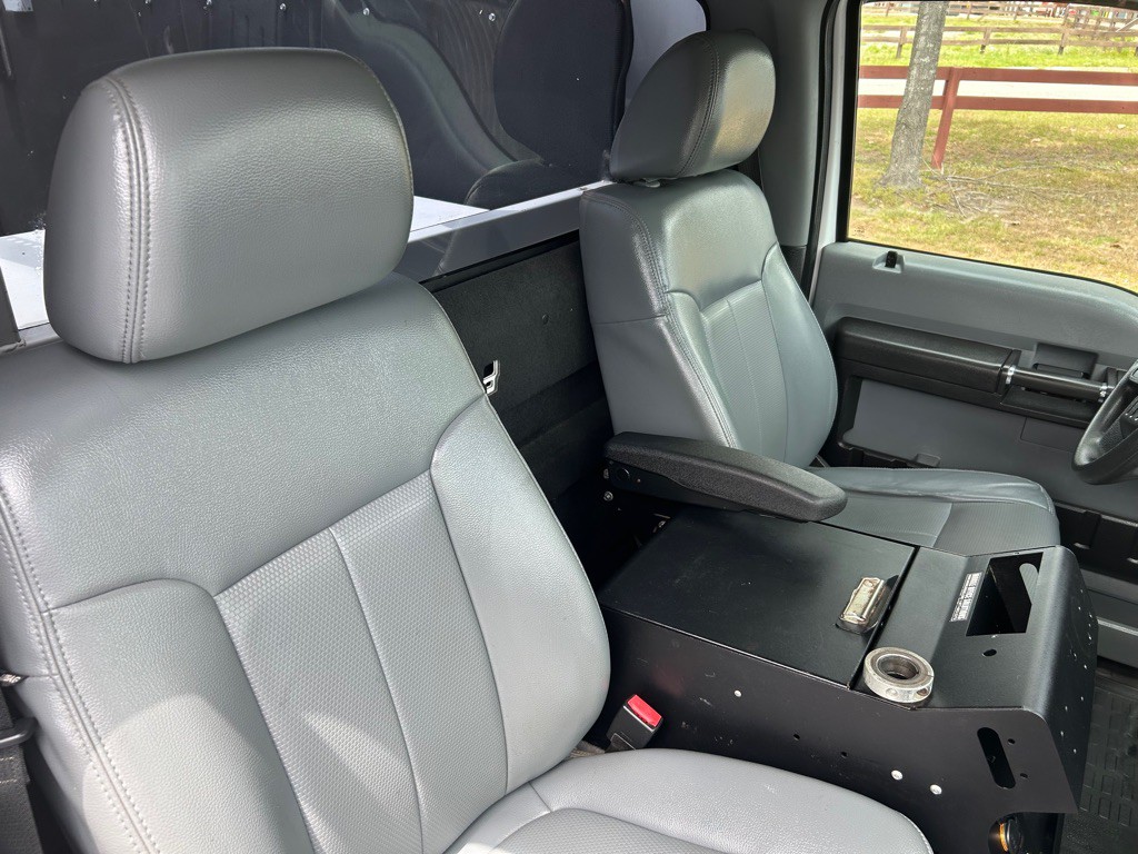 2016 Ford F-350 Image 24