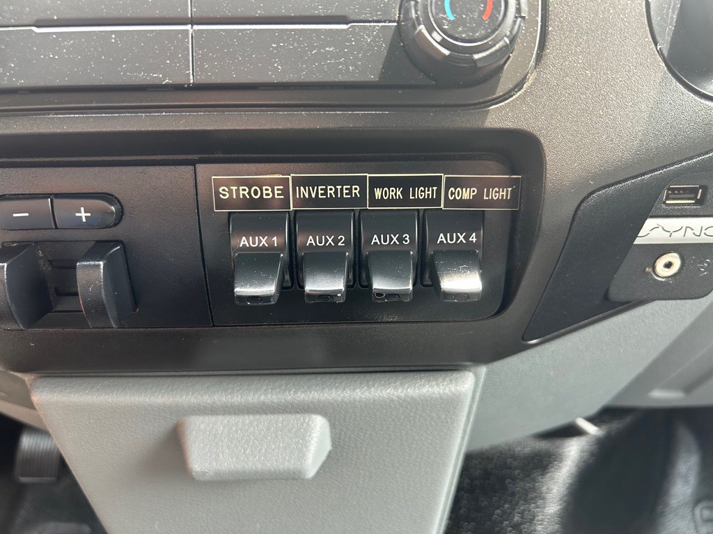 2016 Ford F-350 Image 28