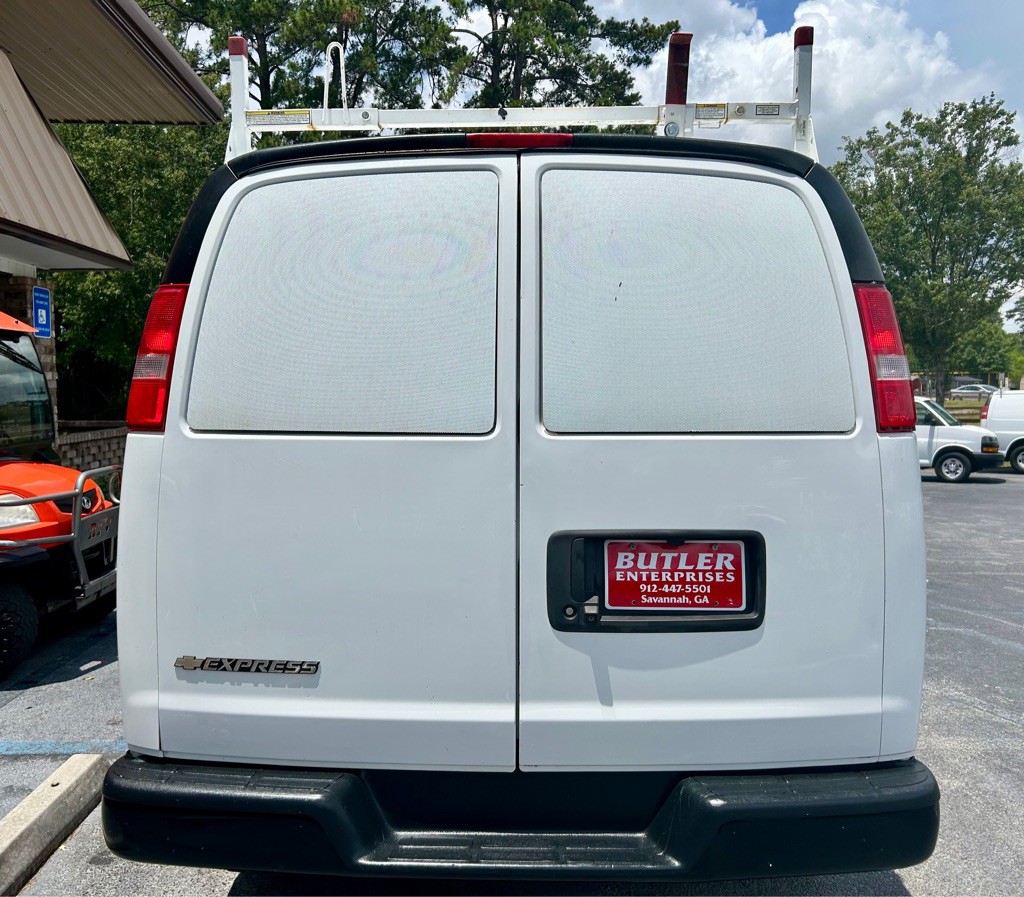2019 Chevrolet Express Image 8