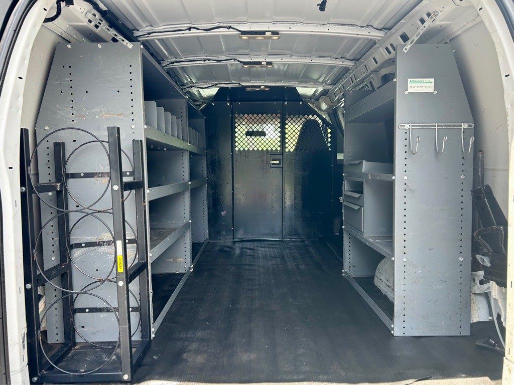 2019 Chevrolet Express Image 9