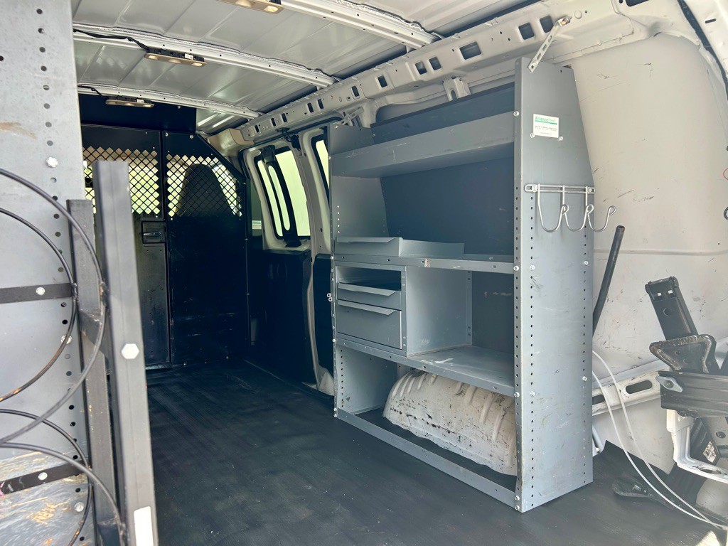 2019 Chevrolet Express Image 11
