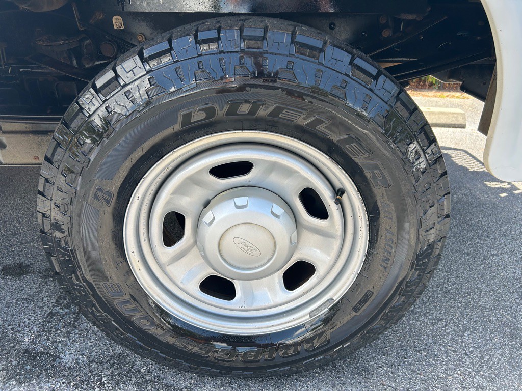 2012 Ford F-350 Image 27