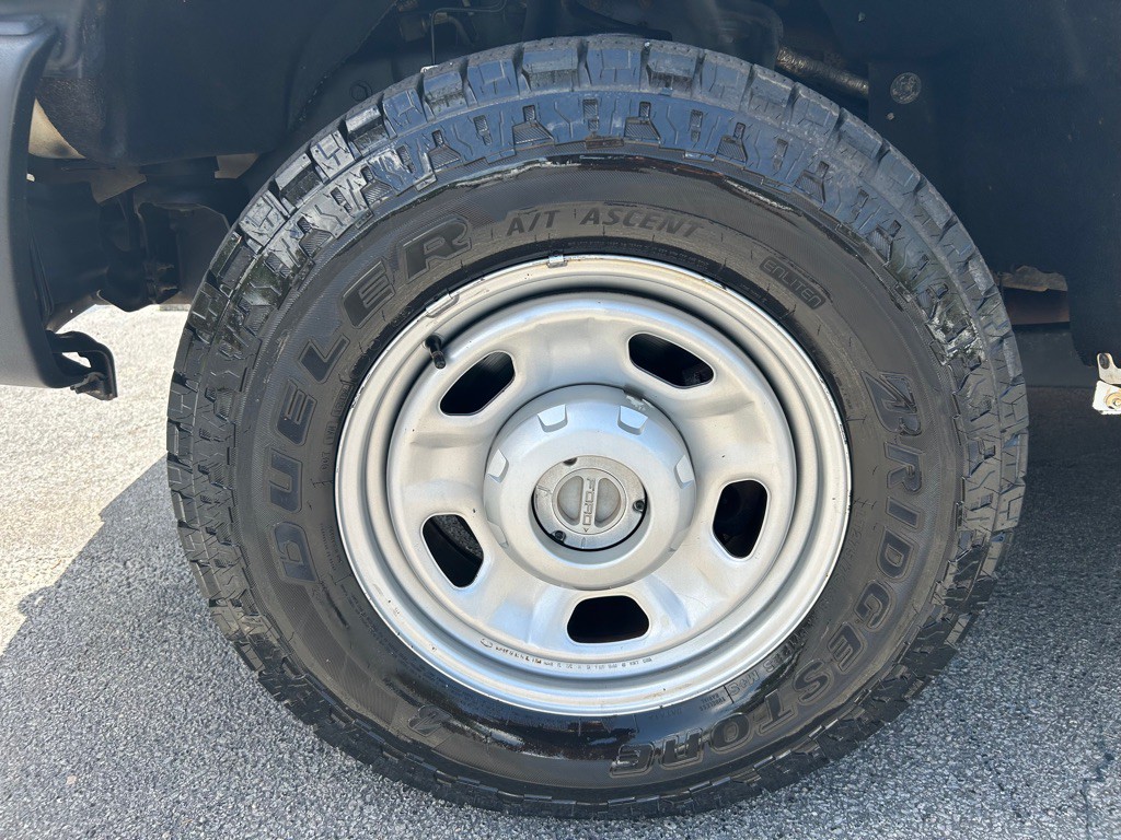 2012 Ford F-350 Image 30