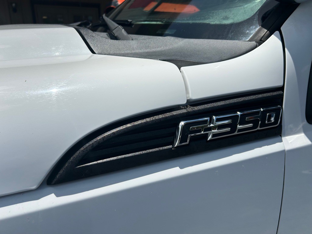 2012 Ford F-350 Image 32