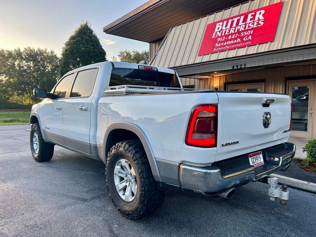 2019 RAM 1500 Image 3