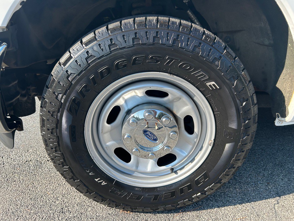 2016 Ford F-350 Image 14