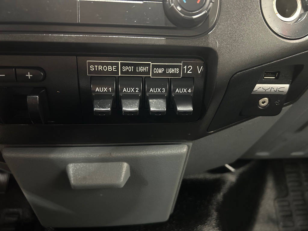 2016 Ford F-350 Image 27