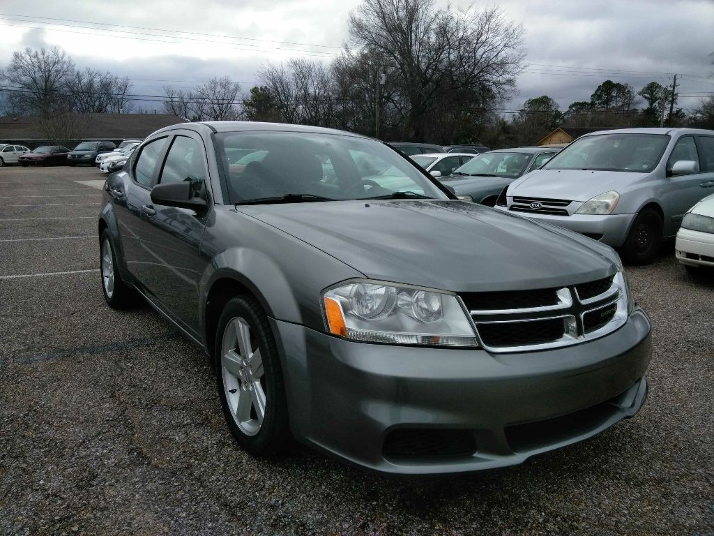 2013 Dodge Avenger Image 3