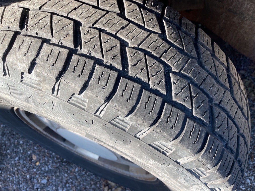 1998 GMC Sierra Image 4