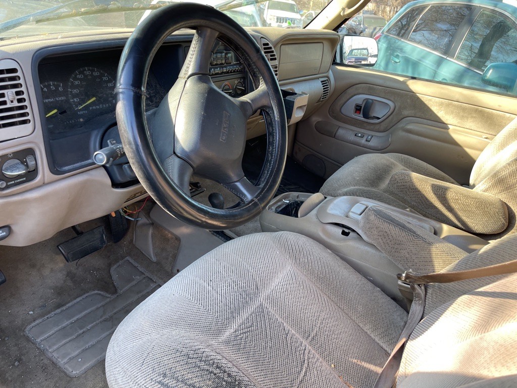 1998 GMC Sierra Image 5