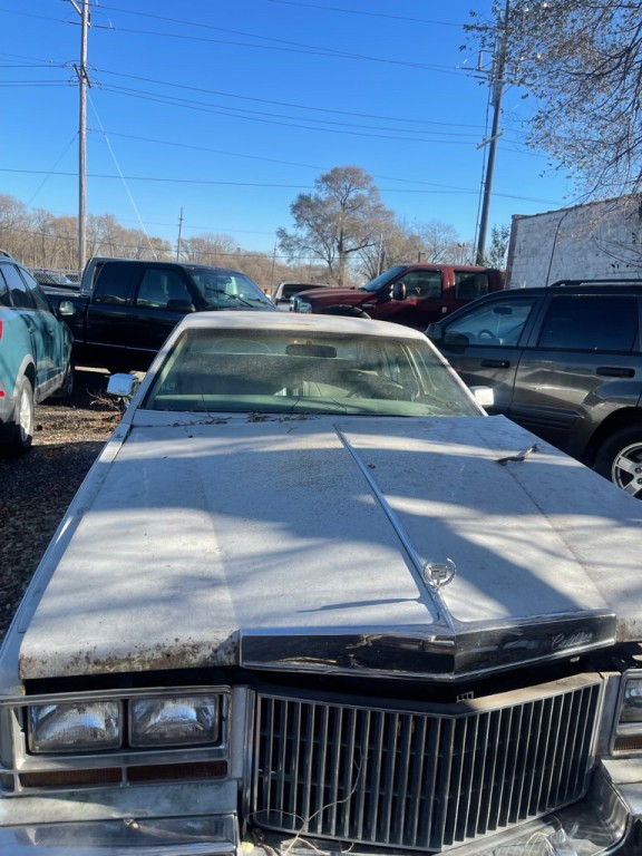 1982 Cadillac Seville Image 2