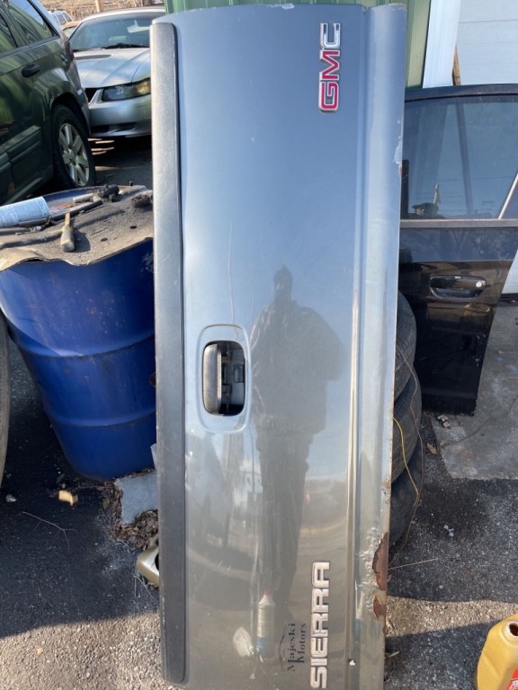 2002 GMC Sierra Image 6