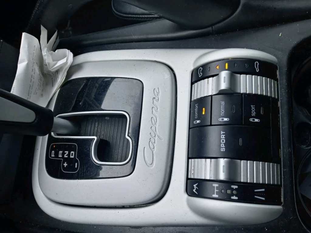 2008 Porsche Cayenne Image 4