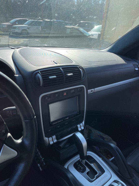 2008 Porsche Cayenne Image 10