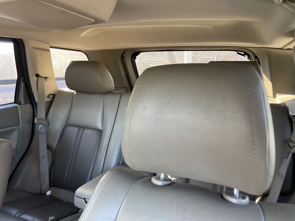 2005 Jeep Grand Cherokee Image 4