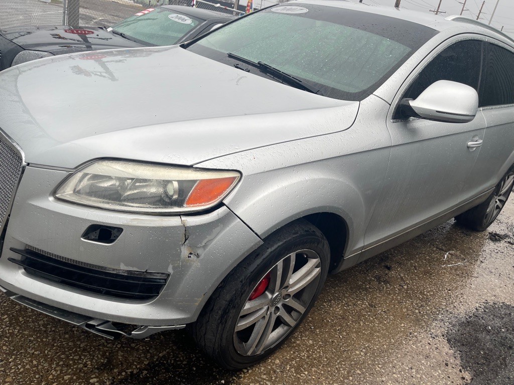 2007 Audi Q7 Image 1