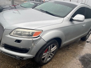 Image for 2007 Audi Q7 4.2T quattro ID: 6958100