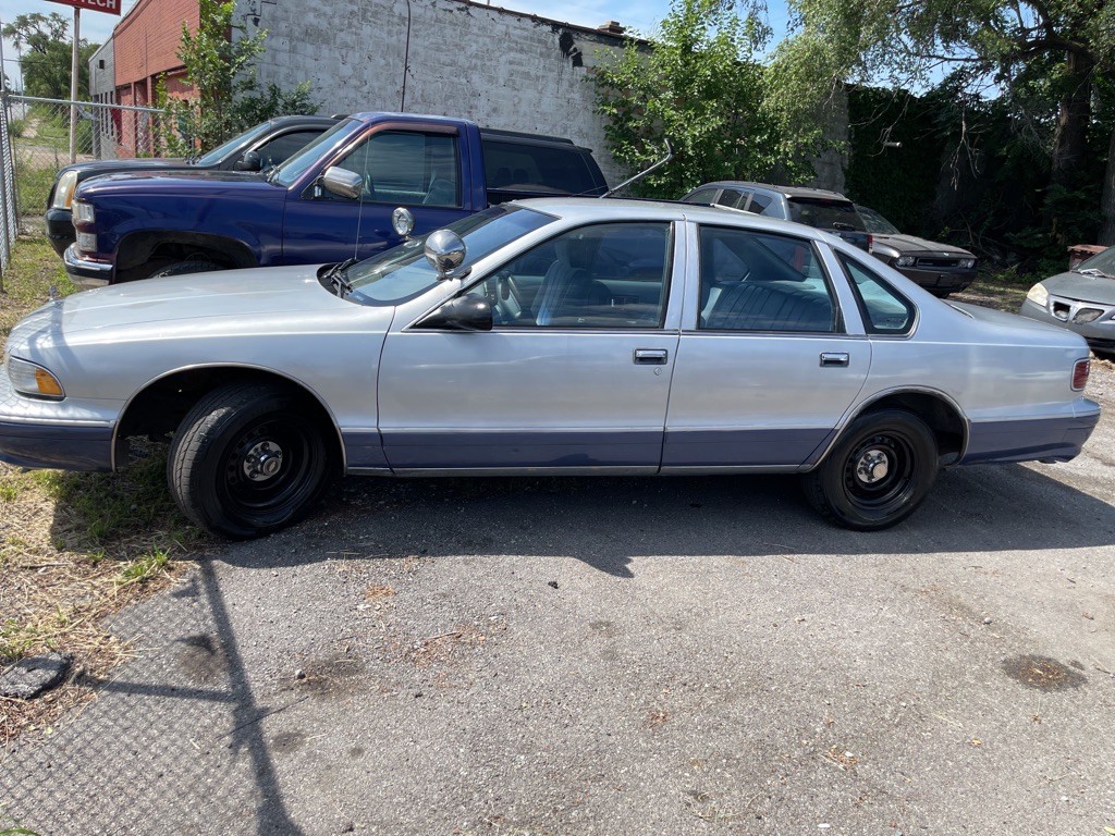 1996 Chevrolet Caprice Image 1