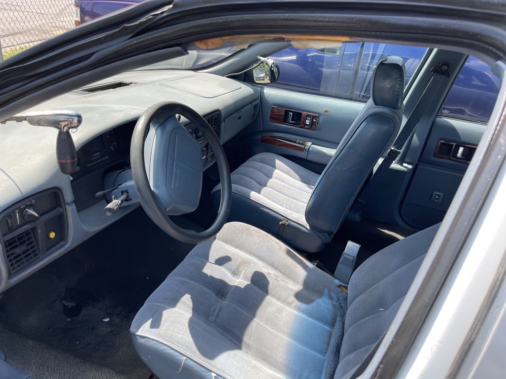 1996 Chevrolet Caprice Image 3