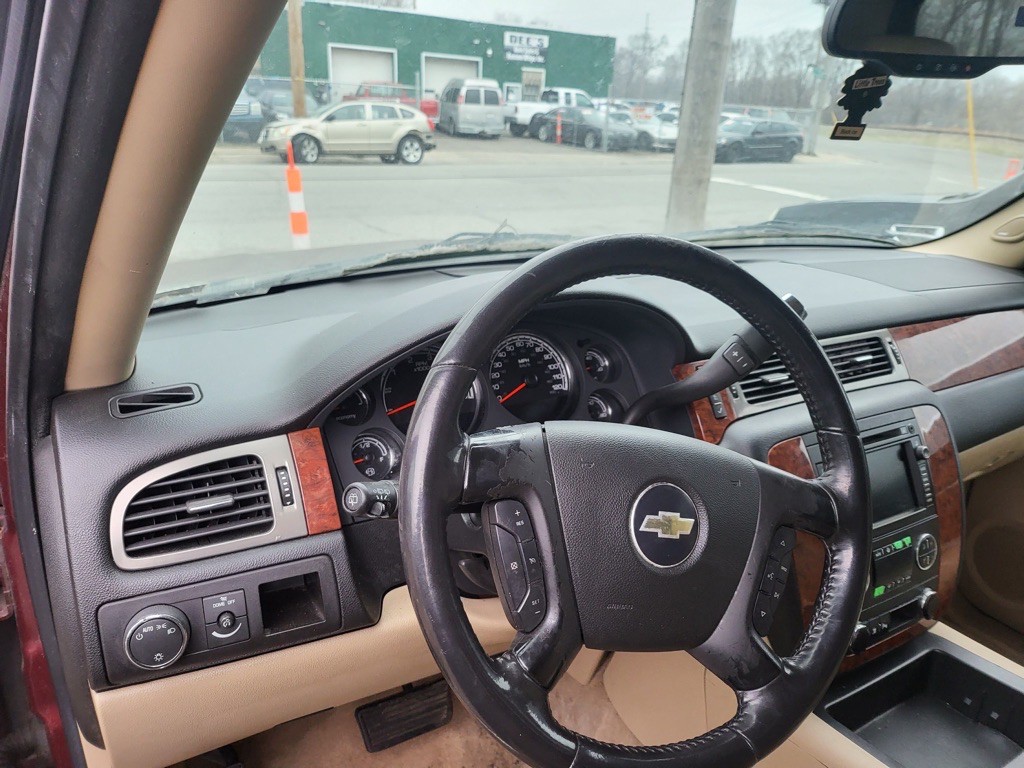 2008 Chevrolet Tahoe Image 10